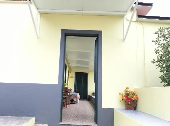 Quintinha Dos Reis Holiday home *
